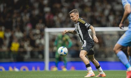 Bernard detona Cuca após classificar o Atlético-MG na Sul-Americana