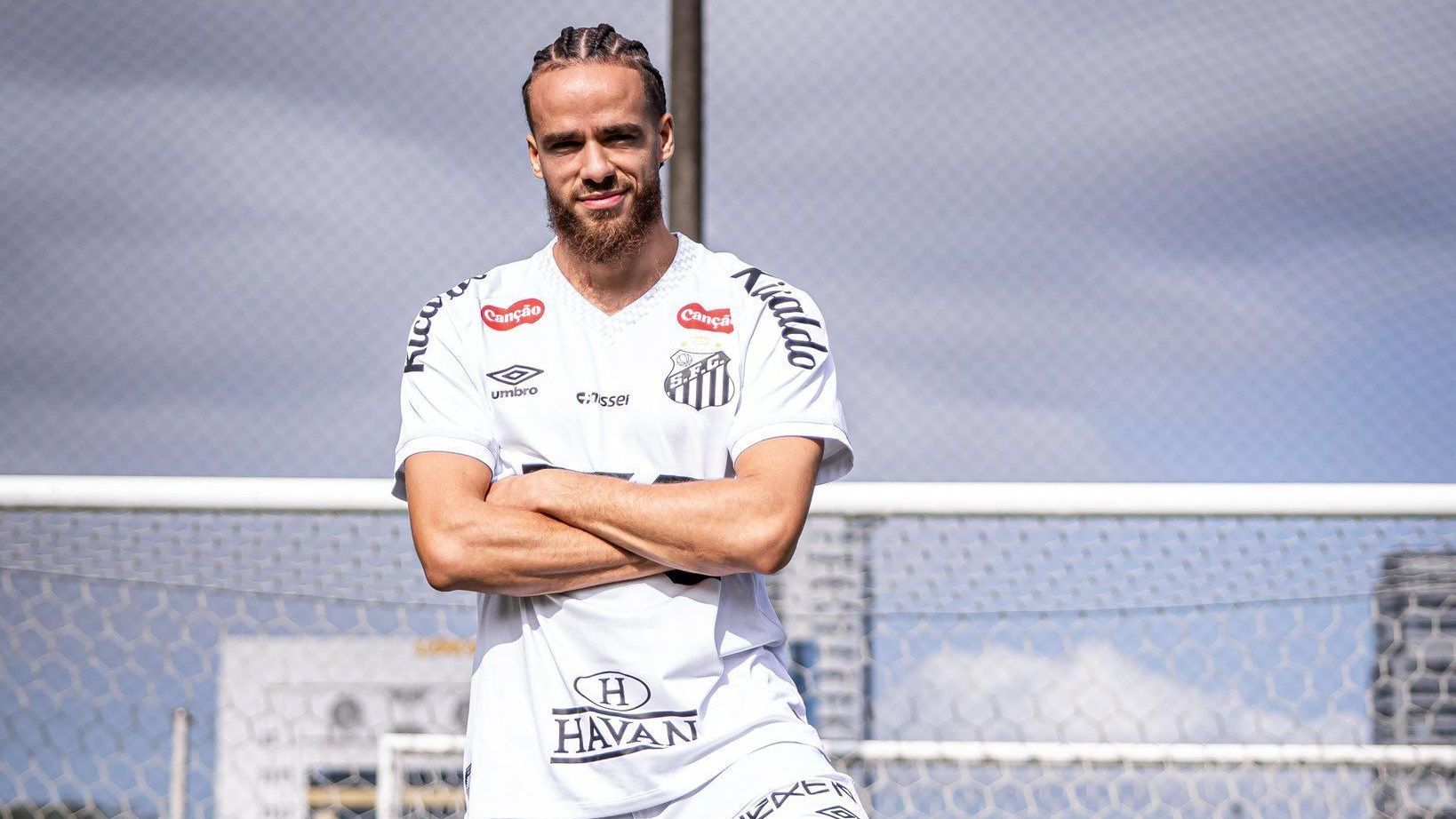 Billal Brahimi, novo reforço do Santos