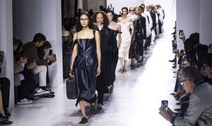 Olhar feminino ganha força na moda com nova direção da Bottega Veneta