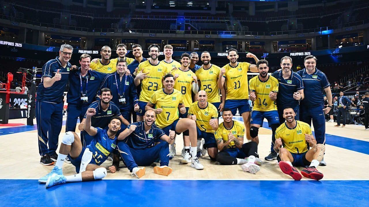 Seleção Brasileira Masculina de Vôlei enfrenta