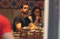 Bruna Marquezine e João Guilherme são flagrados jantando juntos; veja