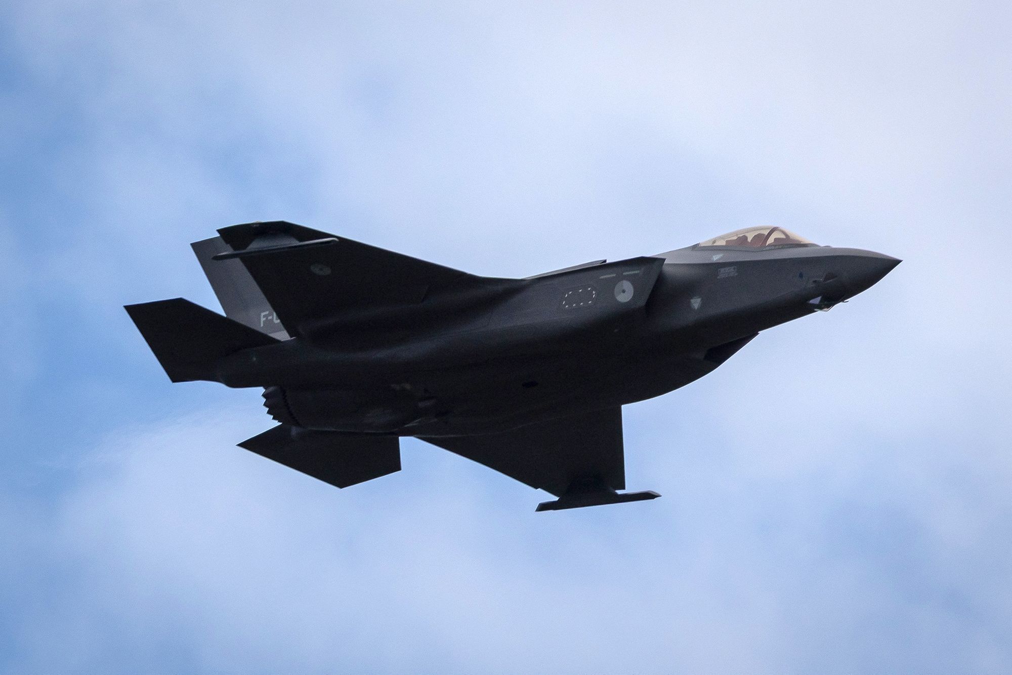 Um caça de ataque F-35 do Exército dos EUA durante exercícios militares da Polônia e de países aliados da OTAN em Orzysz, na região noroeste do país