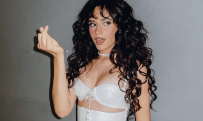Camilla Cabello faz retrospectiva de apresentação no Brasil: "Em casa"
