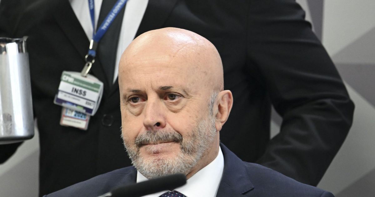Segunda Turma do STF forma maioria para manter prisão do “careca do INSS”