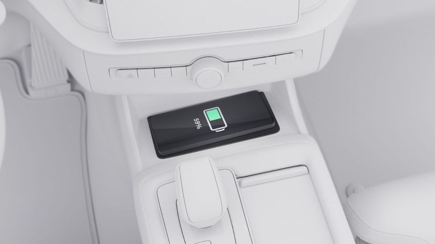 Carregador por indução não entrega climatização para celular • Volvo/Divulgação