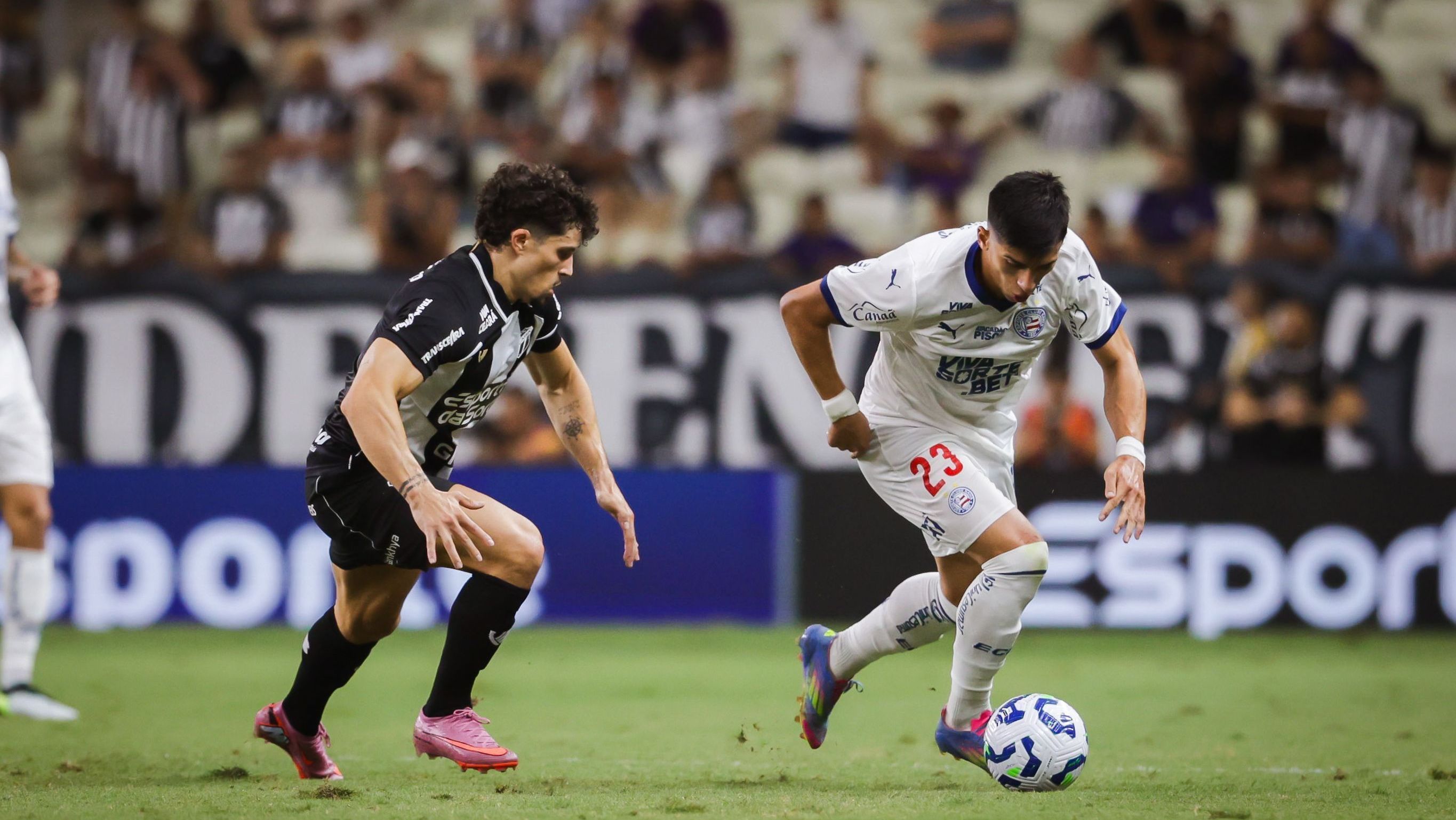 Lance de Ceará x Bahia pelo Campeonato Brasileiro