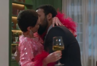 "Vale Tudo": noite de amor de Celina e Olavo repercute nas redes