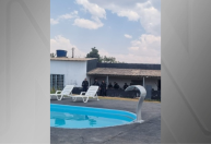 Adolescente é mantida em cárcere e estuprada após ser levada à chácara