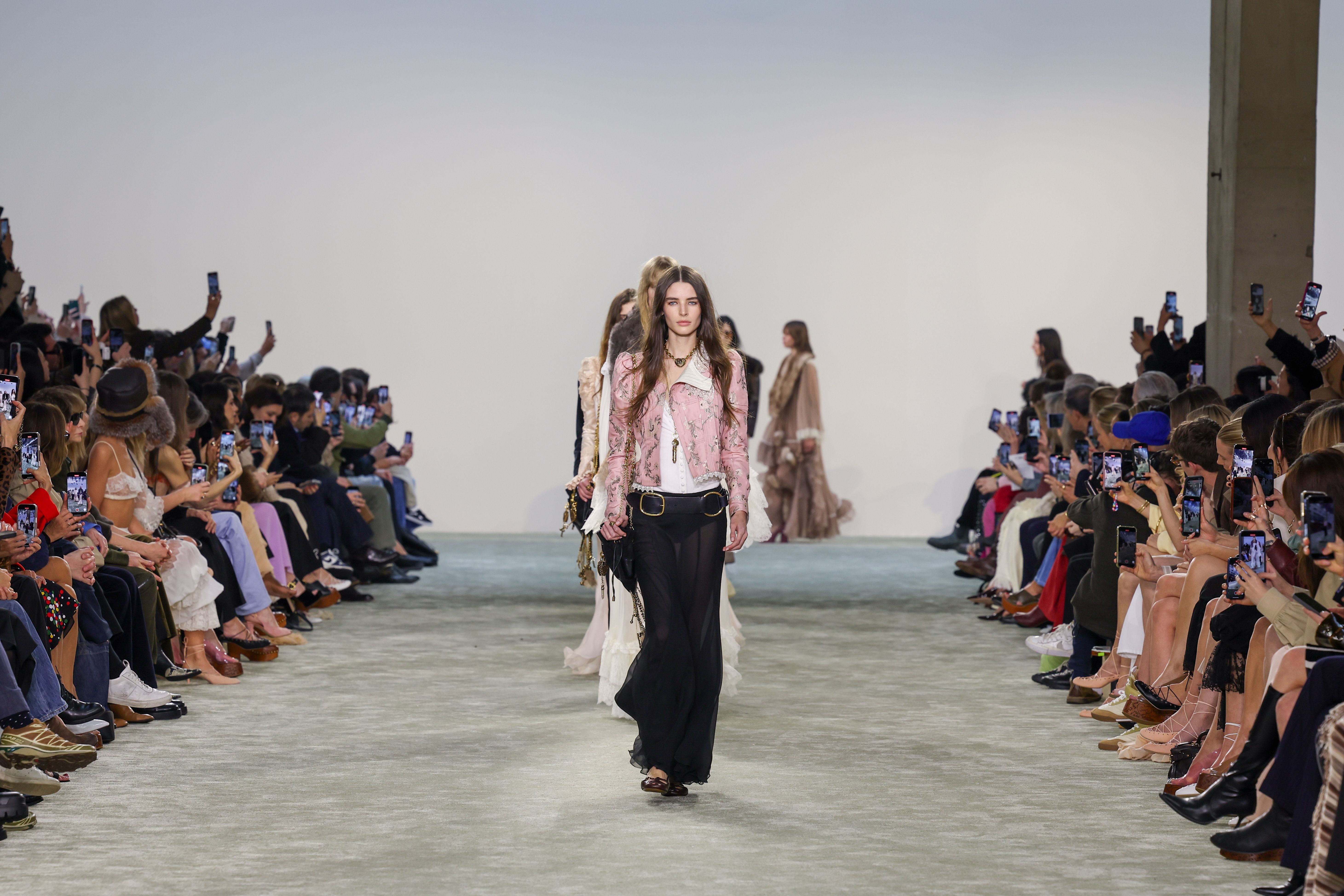 Desfile Chloé outono/inverno 2025-2026