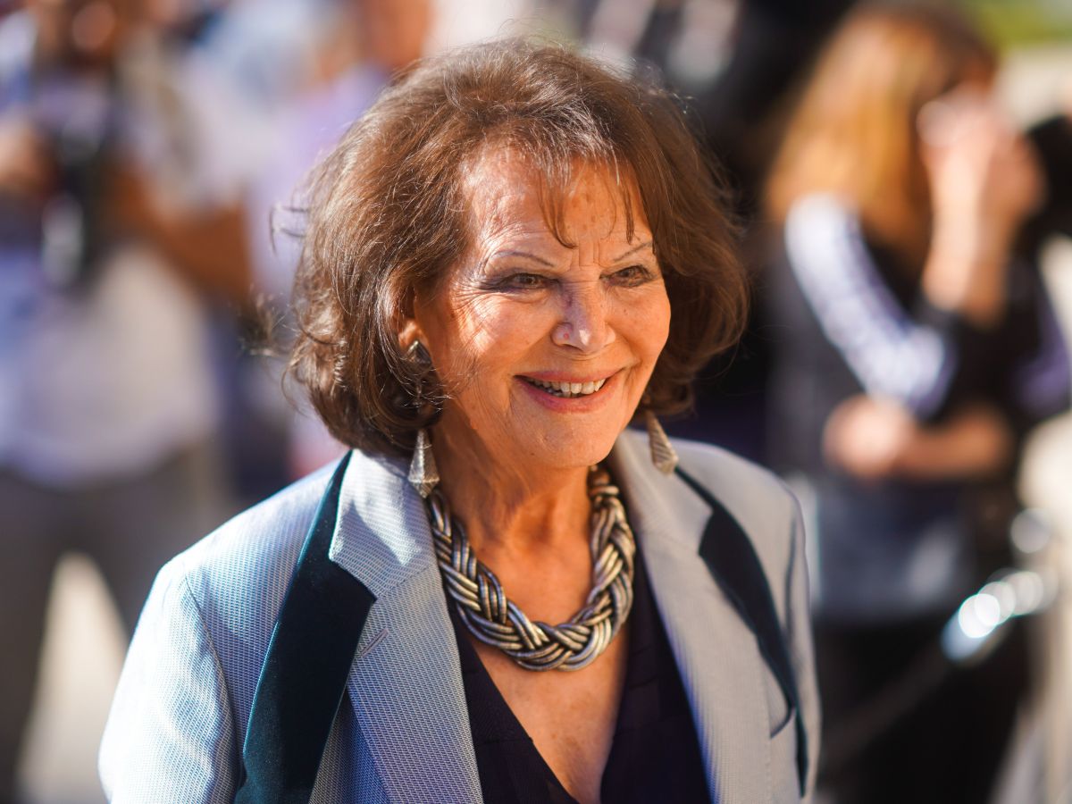 Morre Claudia Cardinale, musa do cinema italiano | CNN Brasil