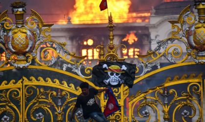 Bandeira do mangá One Piece vira símbolo da geração Z em protestos no Nepal