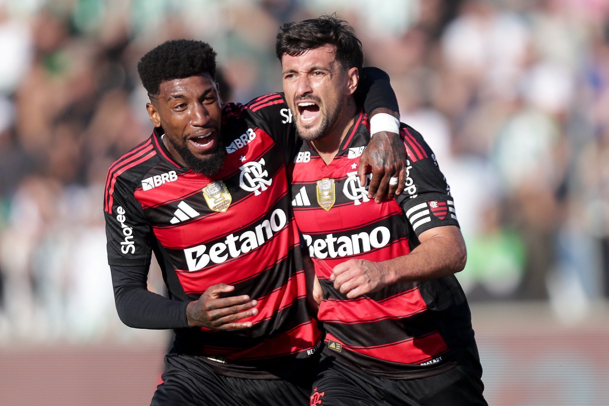 Flamengo x Estudiantes: O reencontro com a história em torneio que não existe mais!