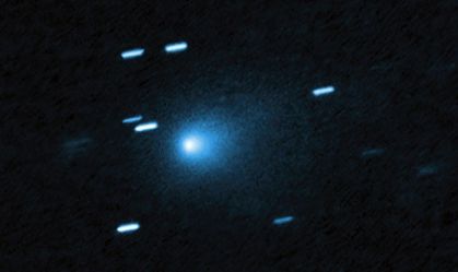 Química estranha do cometa 3I/ATLAS intriga cientistas do James Webb