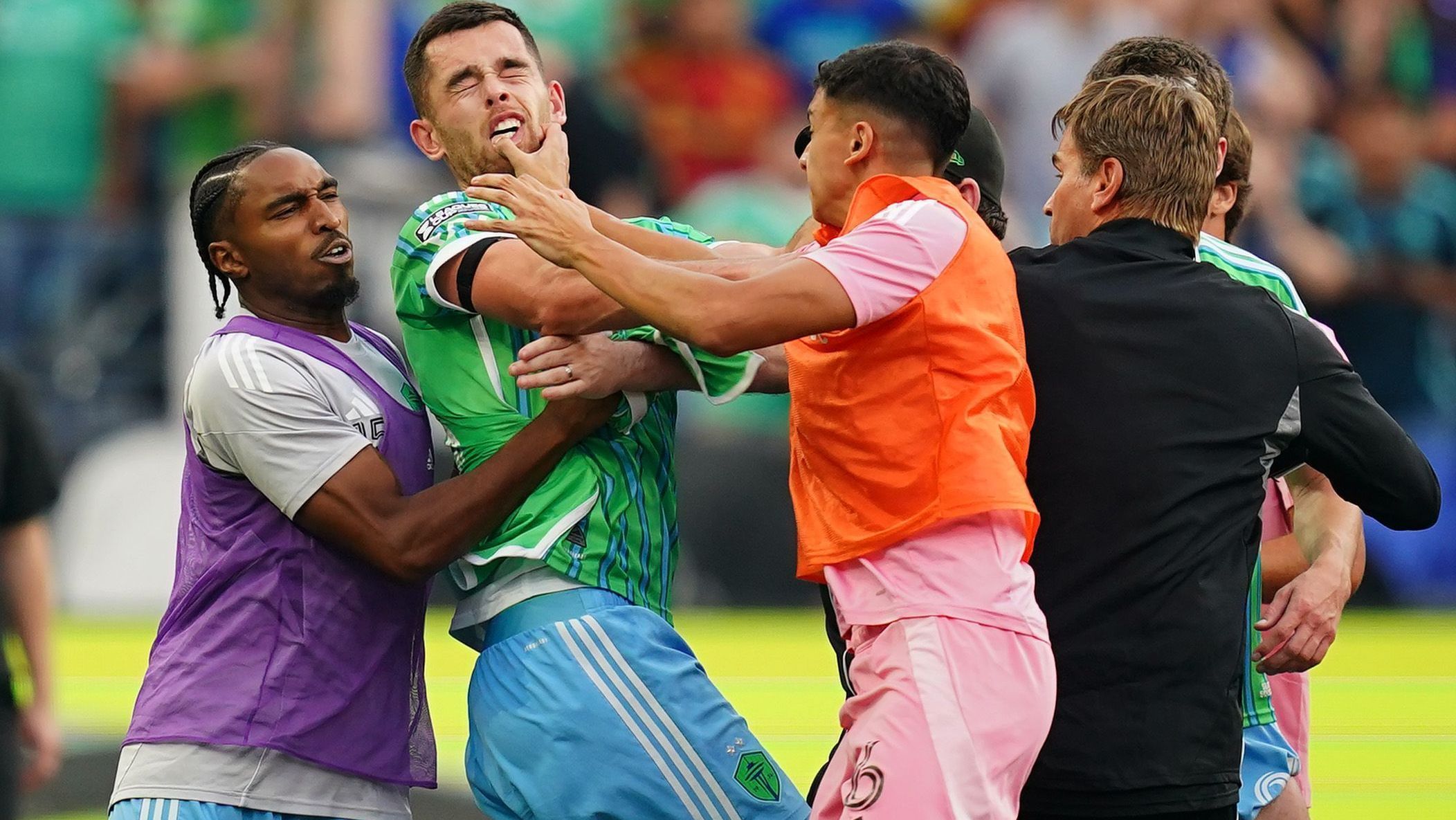 Uma das muitas confusões da final entre Inter Miami e Seattle Sounders na Leagues Cup