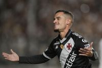 Philippe Coutinho compara torcida do Vasco à do Liverpool: "Mesma coisa"