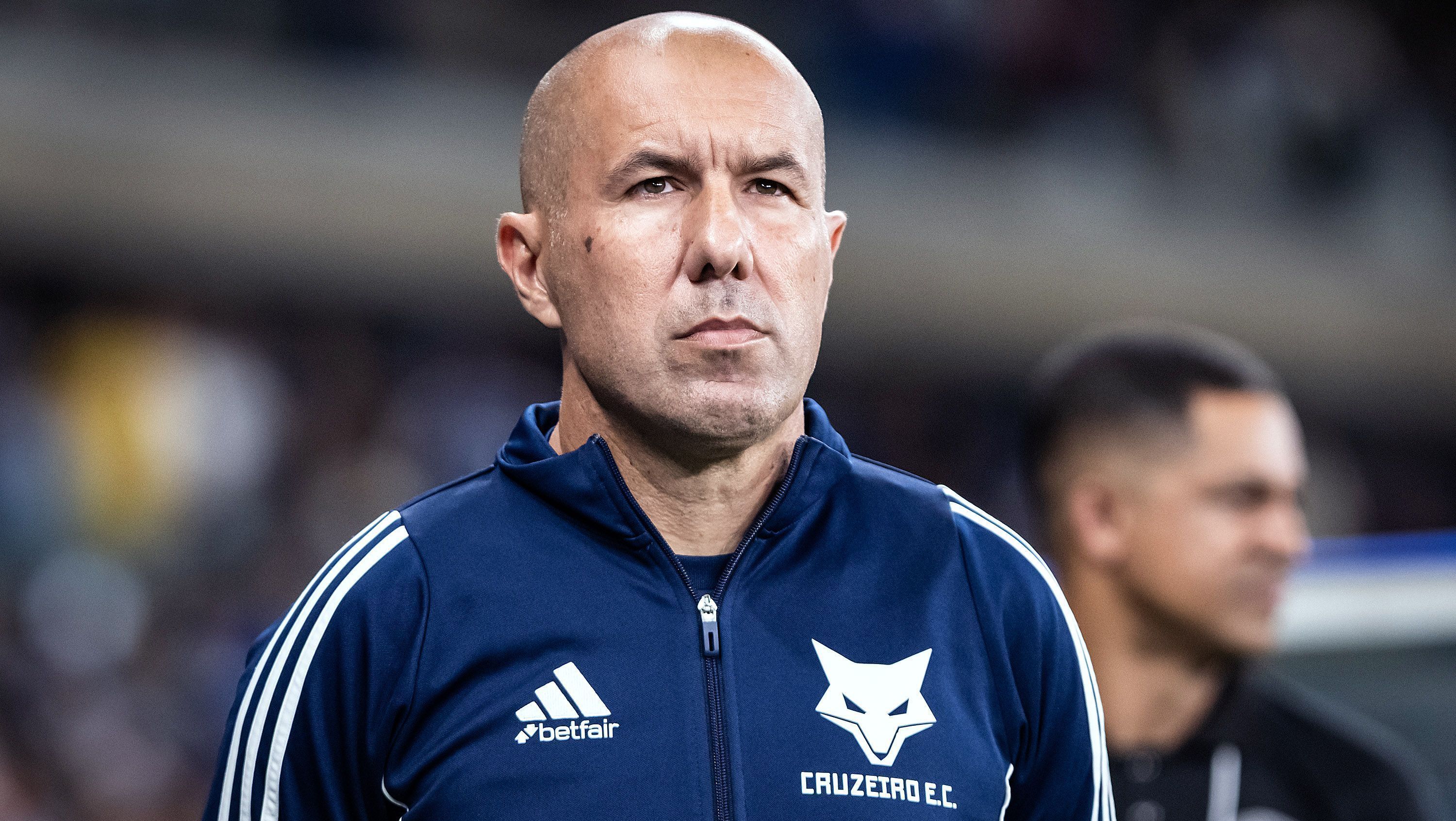 Leonardo Jardim, técnico do Cruzeiro, antes da partida contra o Red Bull Bragantino pelo Brasileirão