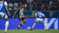 Cruzeiro é multado por atraso e galo arremessado em jogo contra Atlético-MG