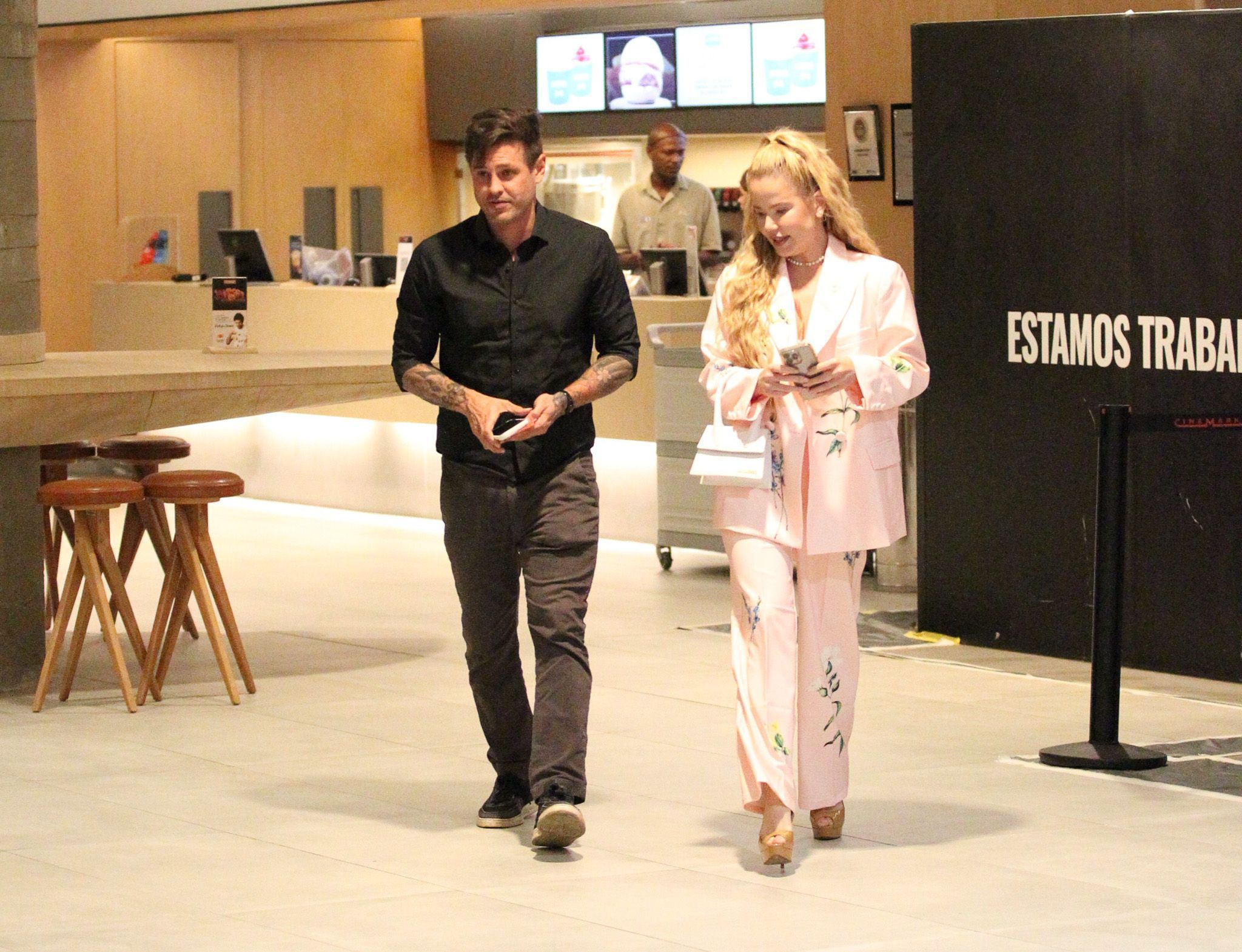 Dado Dolabella é clicado com suposta nova namorada em cinema de shopping do Rio de Janeiro • EDSON DOUGLAS/ AgNews