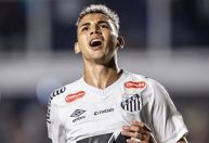 Chelsea pede a volta de atacante do Santos após seis meses de empréstimo