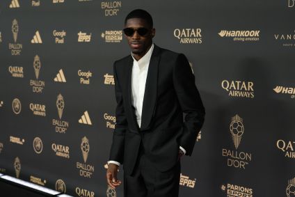 Bola de Ouro 2025: Demb&eacute;l&eacute; &eacute; eleito o melhor jogador do mundo | CNN Brasil