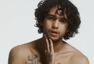 Dominic Fike diz que bebeu e usou cogumelos antes de teste para "Euphoria"