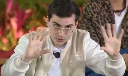 "A Fazenda": Dudu Camargo critica Yoná Sousa e peoas a defendem