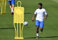 Endrick faz “força-tarefa” para conseguir minutos no Real Madrid