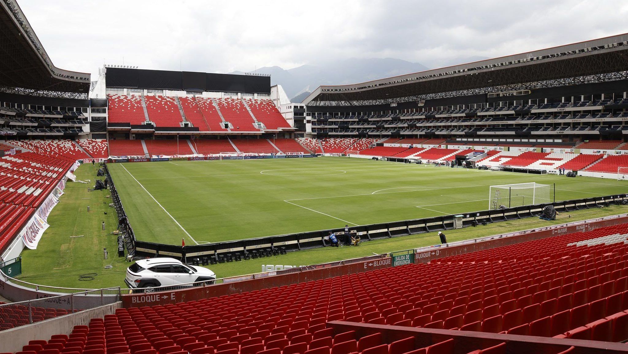 Estádio Rodrigo Paz Delgado, casa da LDU, em Quito