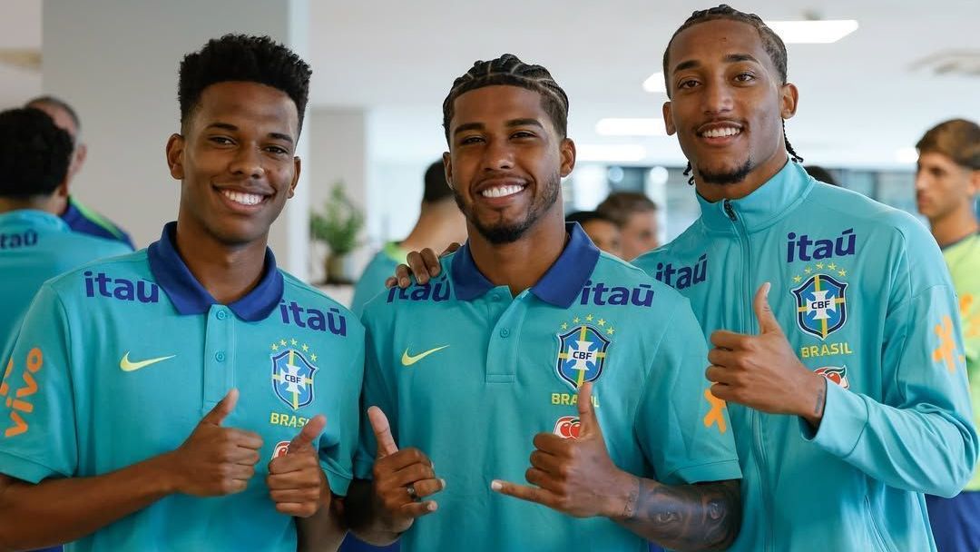 Estêvão, Andrey e João Pedro, que defenderam a Seleção na última Data Fifa, podem estrear pelo Chelsea na Champions League