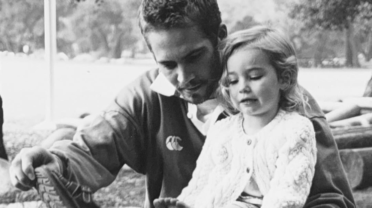 Filha de Paul Walker faz homenagem para o pai, que completaria 52 anos