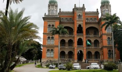 Fachada da Fiocruz