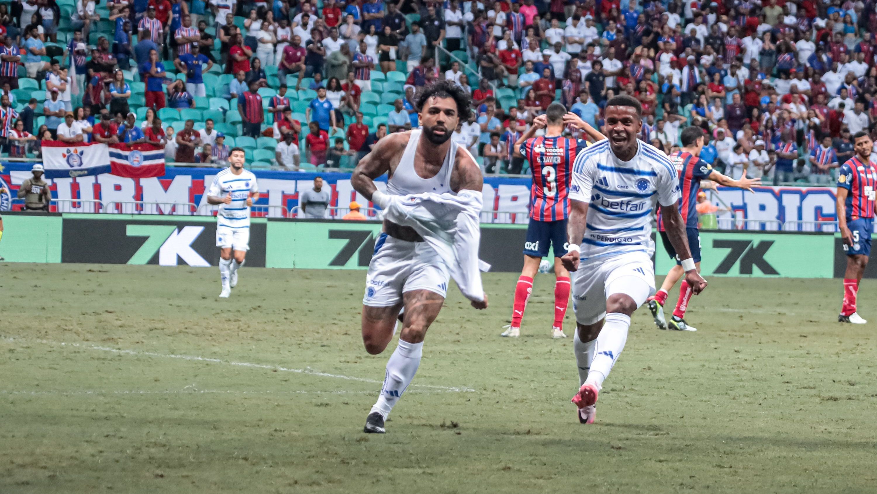 Comemoração do Gabigol na vitória do Cruzeiro sobre o Bahia, pelo Brasileirão