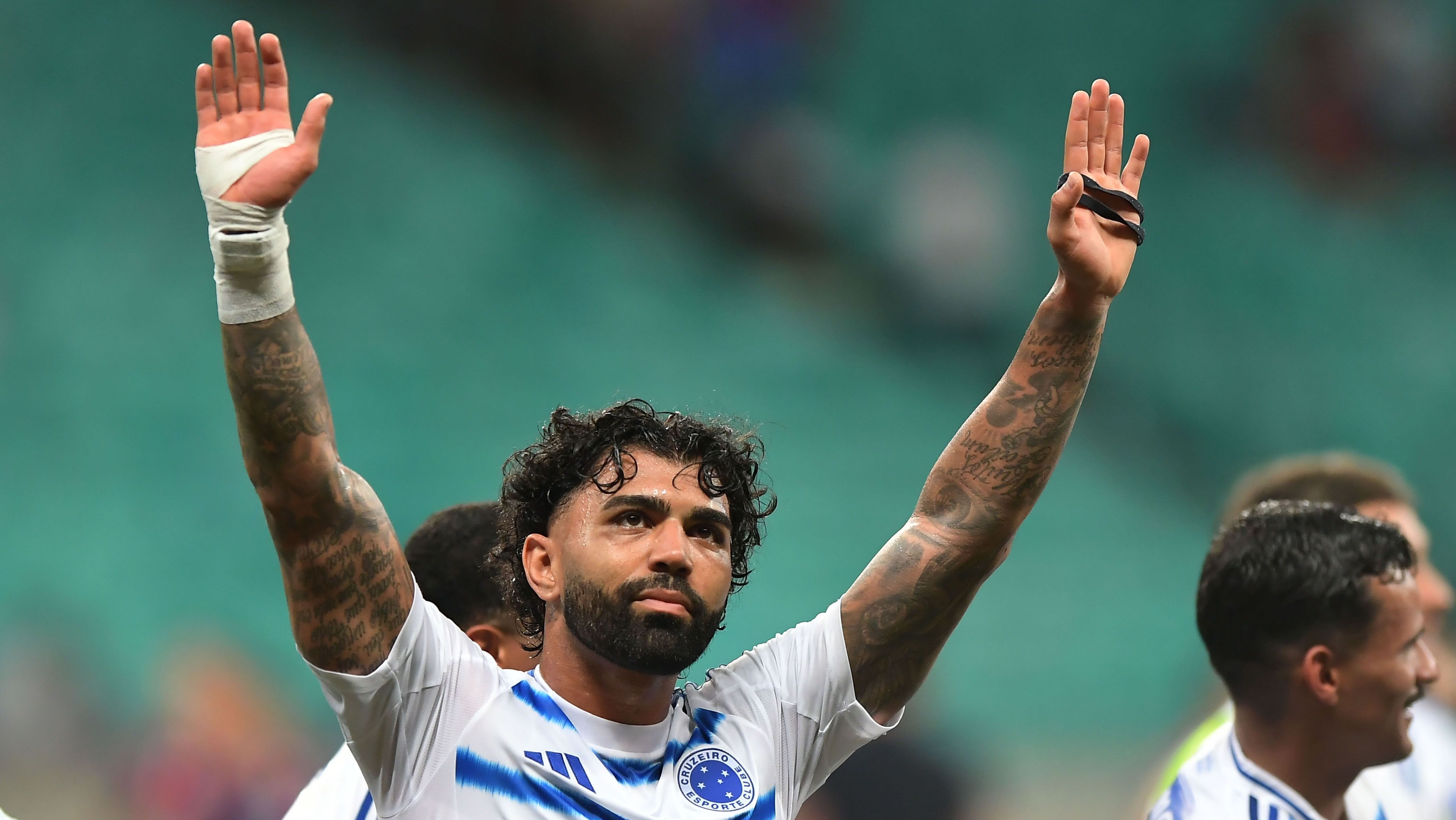 Gabigol posta mensagem ao Cruzeiro nas redes sociais