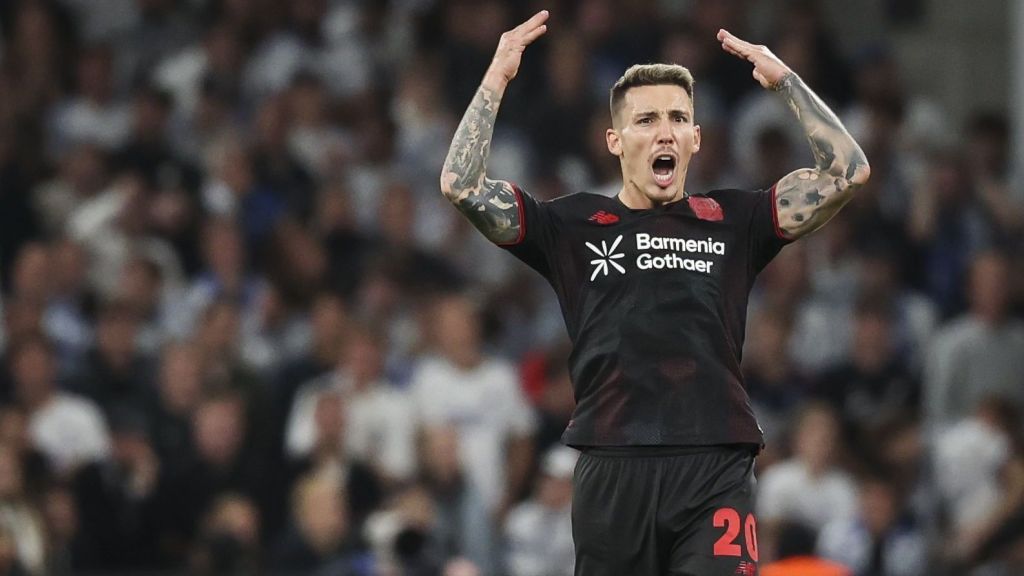 Grimaldo comemora gol contra o Copenhagen