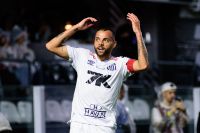 Santos vence o São Paulo e abre quatro pontos do Z4 do Brasileiro