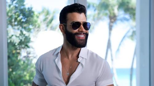Gusttavo Lima é conhecido como Bebê e Embaixador na música sertaneja