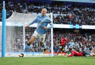 Manchester City atropela rival United, que segue em crise na Premier League