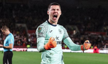 Copa da Liga: Brentford surpreende e elimina Aston Villa nos pênaltis