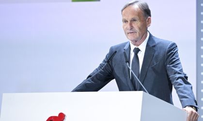 Chefe da Liga Alemã rejeita levar jogos da Bundesliga para o exterior