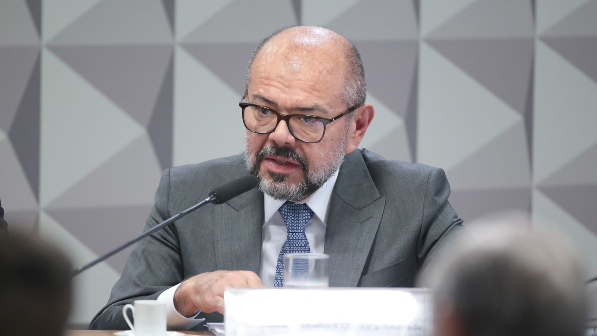 CPMI do INSS: ex-ministro admite possível falha, mas nega negligência