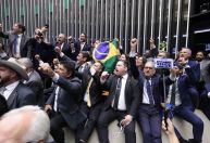 PL, União e Republicanos votam em peso por aprovação de urgência da anistia