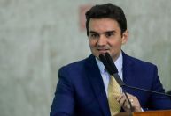 Planalto aposta em permanência de Sabino no Turismo