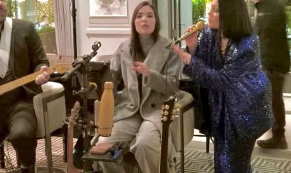 Jessie J dá canja surpresa em hotel de luxo após show no The Town