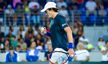 Histórico: João Fonseca bate Tsitsipas, e Brasil vence Grécia na Copa Davis