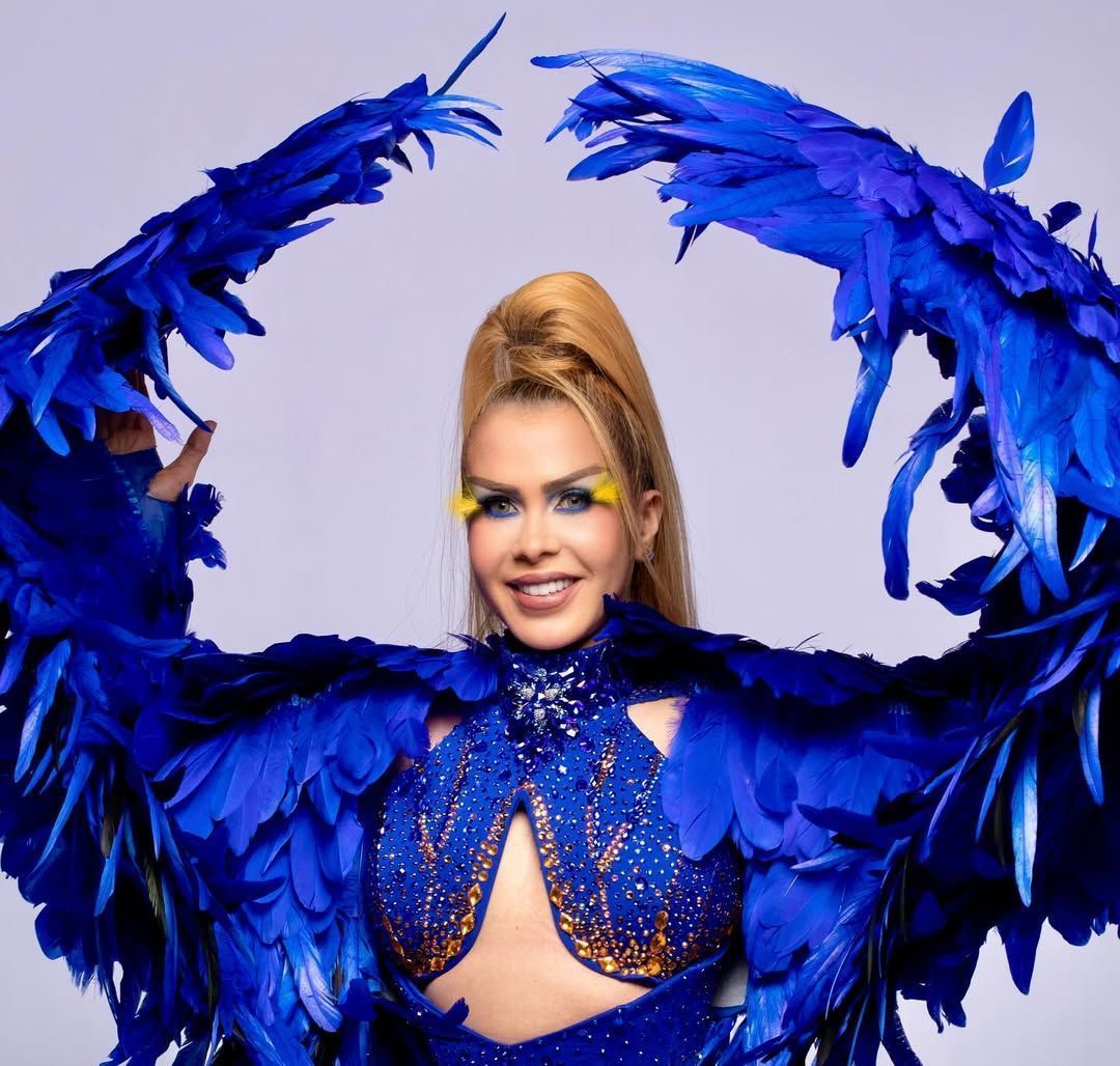 Joelma usa look inspirado em Arara Azul no Amazônia Live • Instagram/Joelma