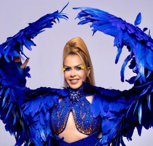 Joelma usa look inspirado em Arara Azul no Amazônia Live • Instagram/Joelma