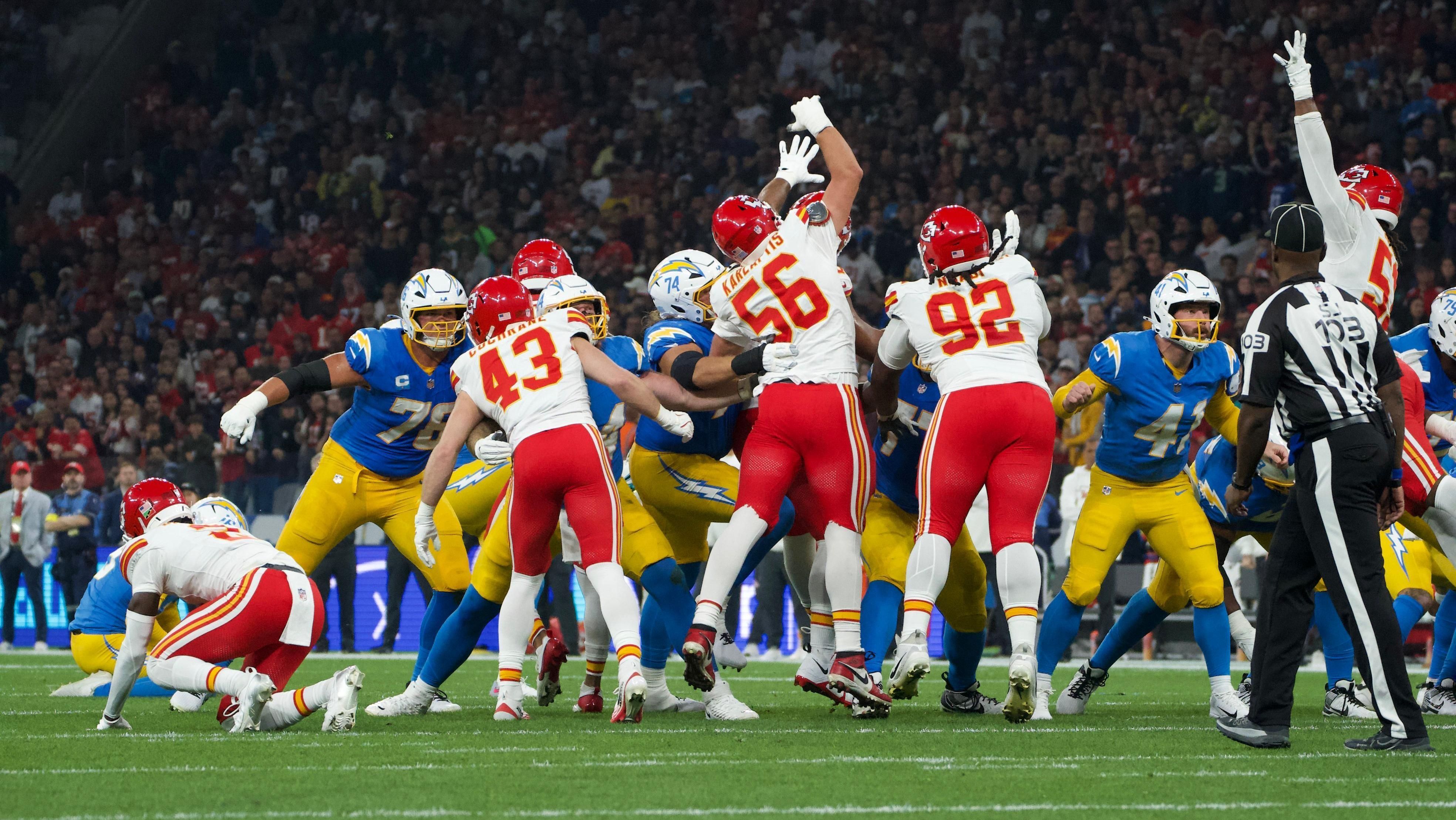 Duelo entre Los Angeles Chargers e Kansas City Chiefs, pela NFL
