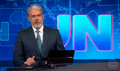 Passagem de bastão de William Bonner para Tralli dura 20 minutos no "JN"