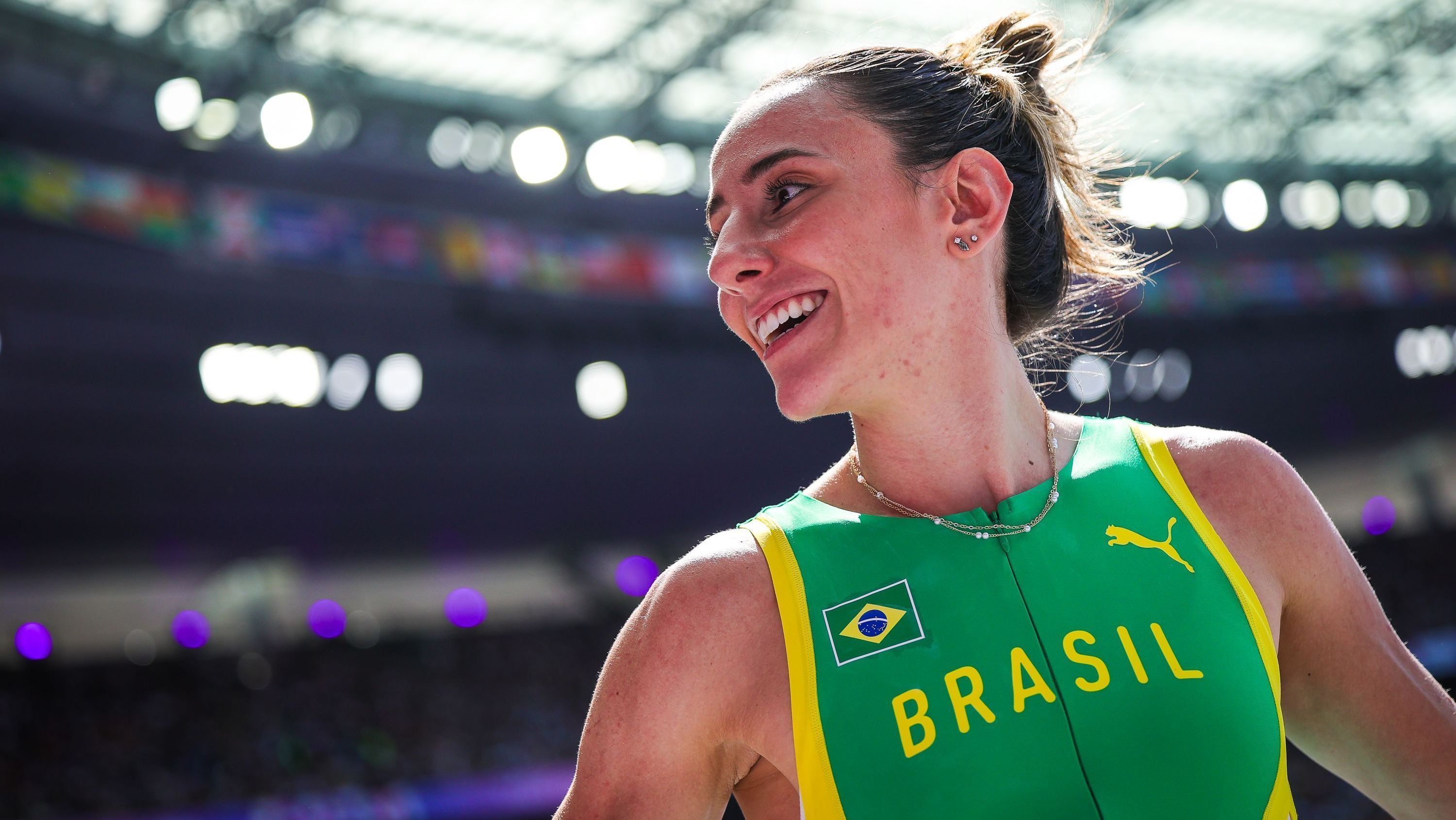 Juliana Campos, uma das representantes do Brasil no salto com vara no Mundial de Atletismo