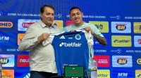 "Não roubamos nada", diz dono do Cruzeiro após polêmica com o Athletico-PR